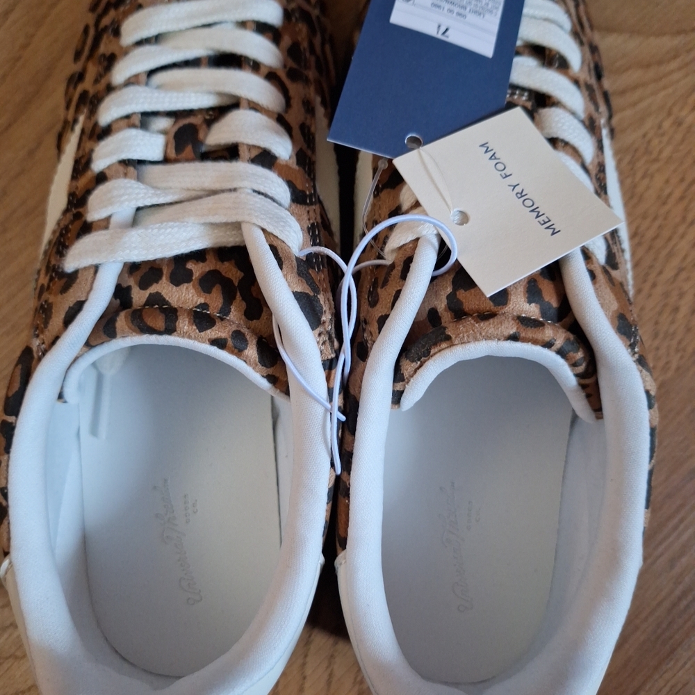 Universal Thread Leopard Print Brown Spencer Memory Comfy Sneakers Shoes 7.5 - Picture 6 of 10